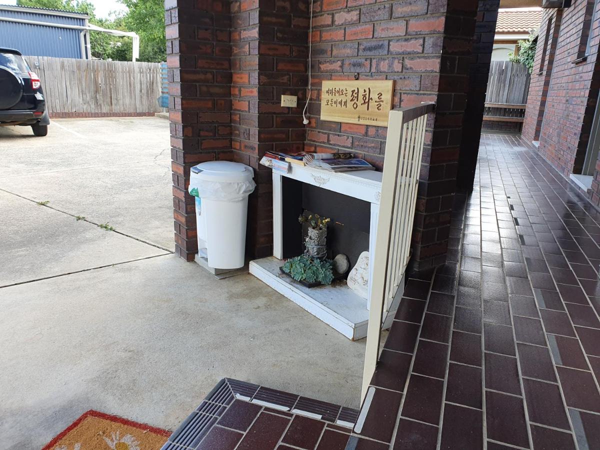 Motel Margeurita Queanbeyan Zewnętrze zdjęcie