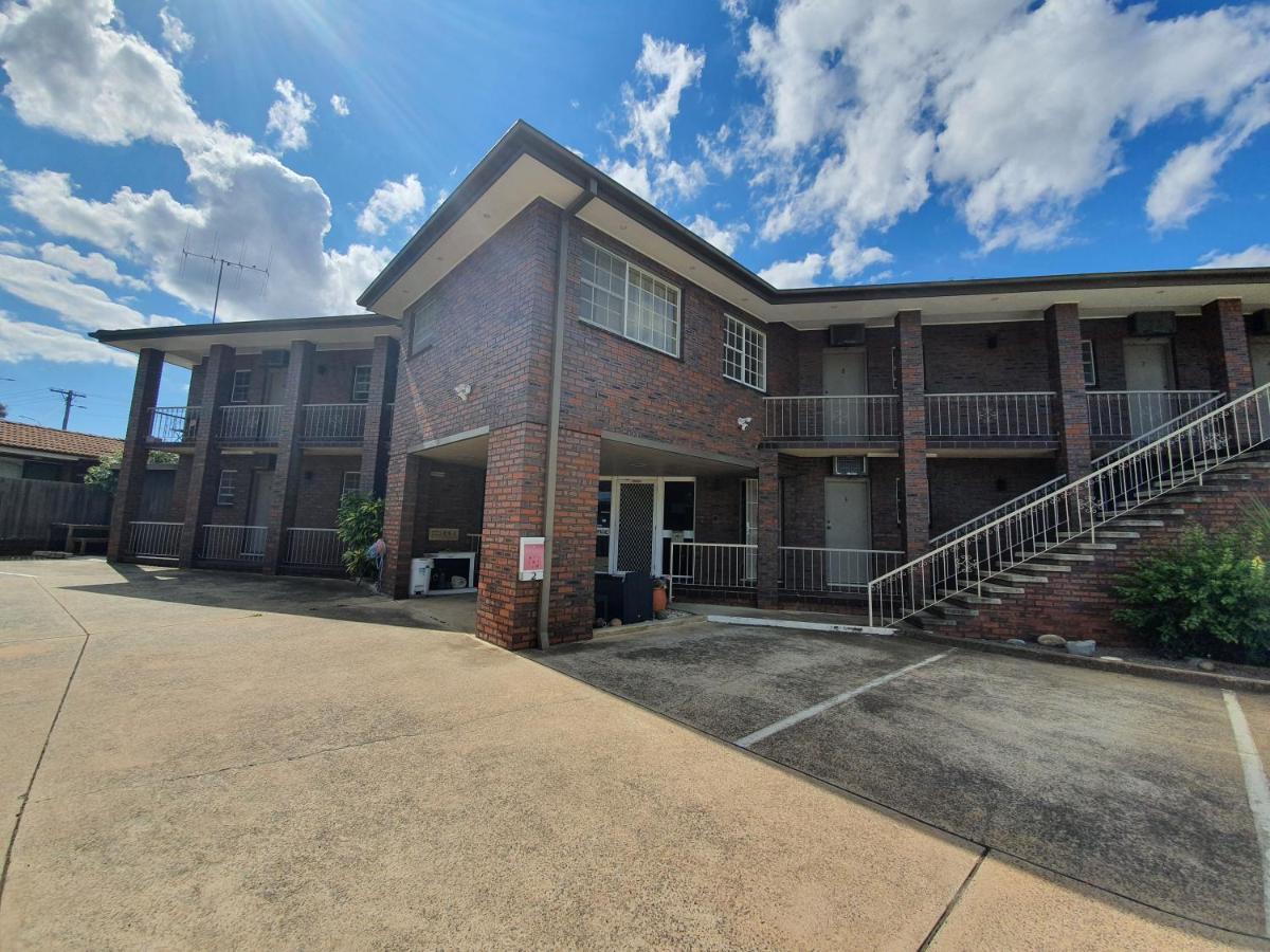 Motel Margeurita Queanbeyan Zewnętrze zdjęcie