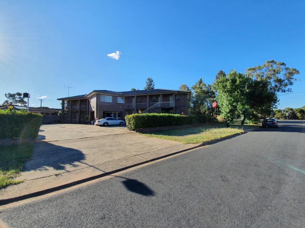 Motel Margeurita Queanbeyan Zewnętrze zdjęcie