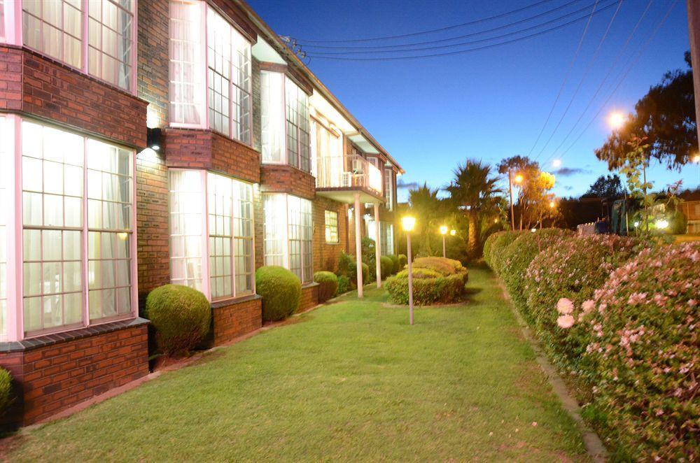 Motel Margeurita Queanbeyan Zewnętrze zdjęcie